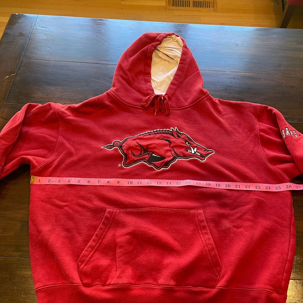 Arkansas Razorbacks collegiate sweatshirt with hood - size L